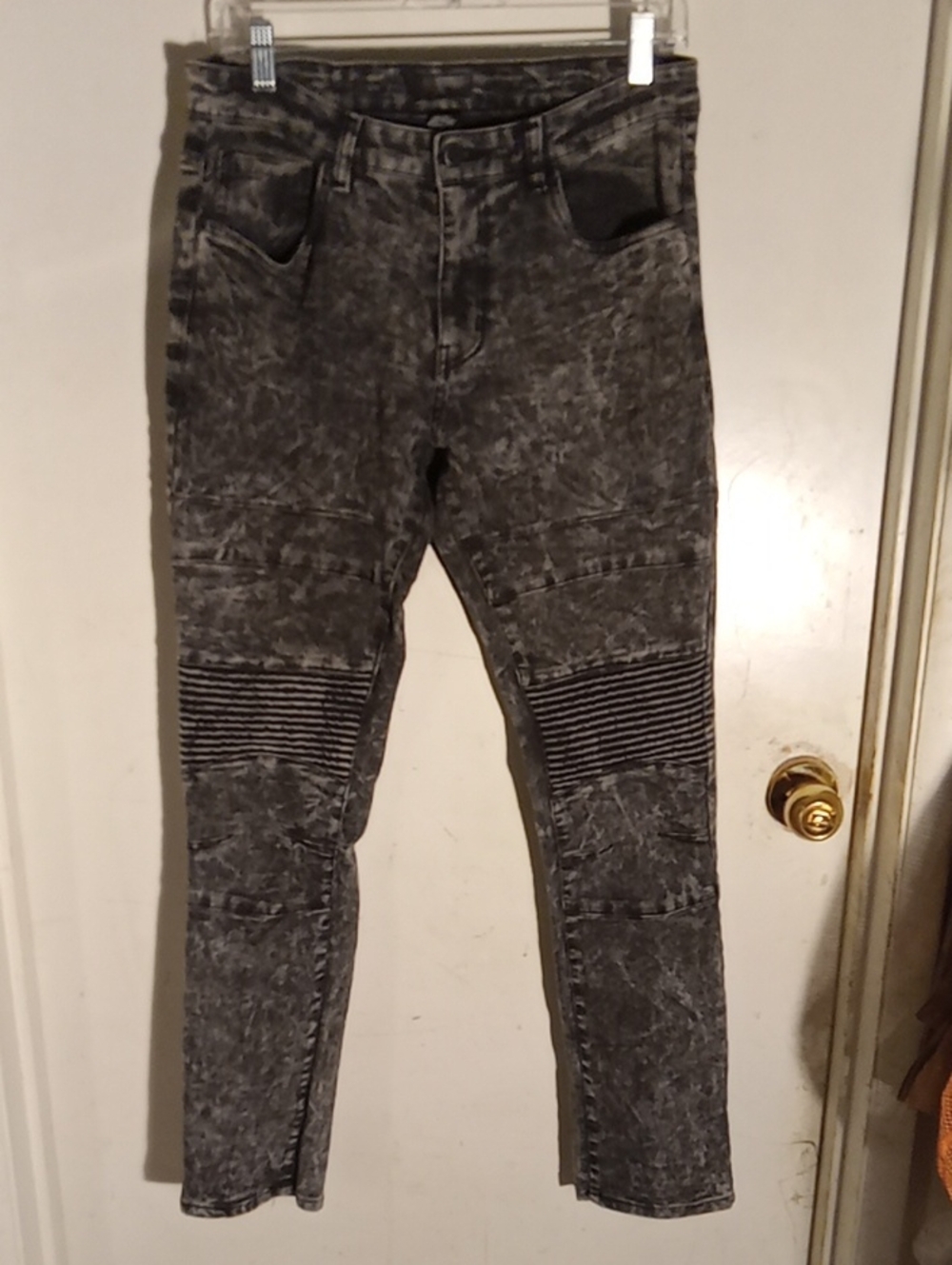 Men's Grey Washed Rib-Knee Jeans Leg In Seam 30 In